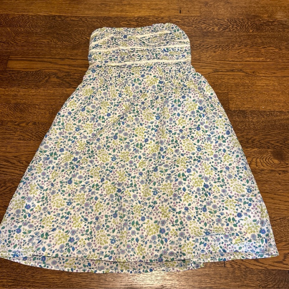 American Eagle Strapless Mini Dress Size 6 Floral